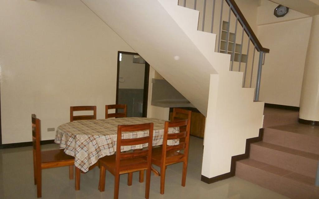 Amerson Pension Place Puerto Princesa Esterno foto