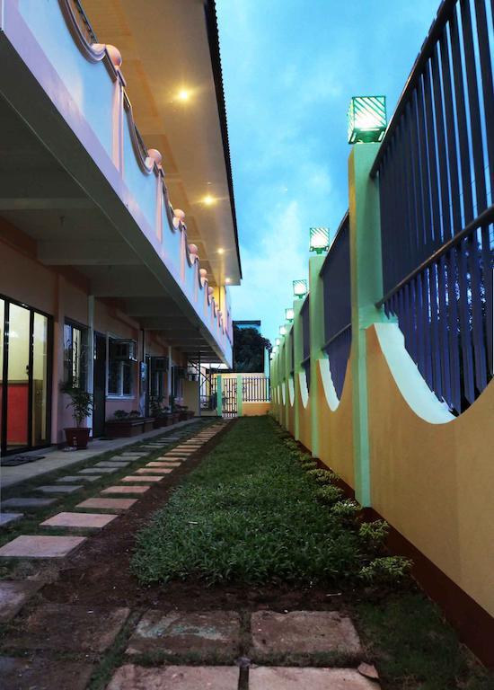 Amerson Pension Place Puerto Princesa Esterno foto