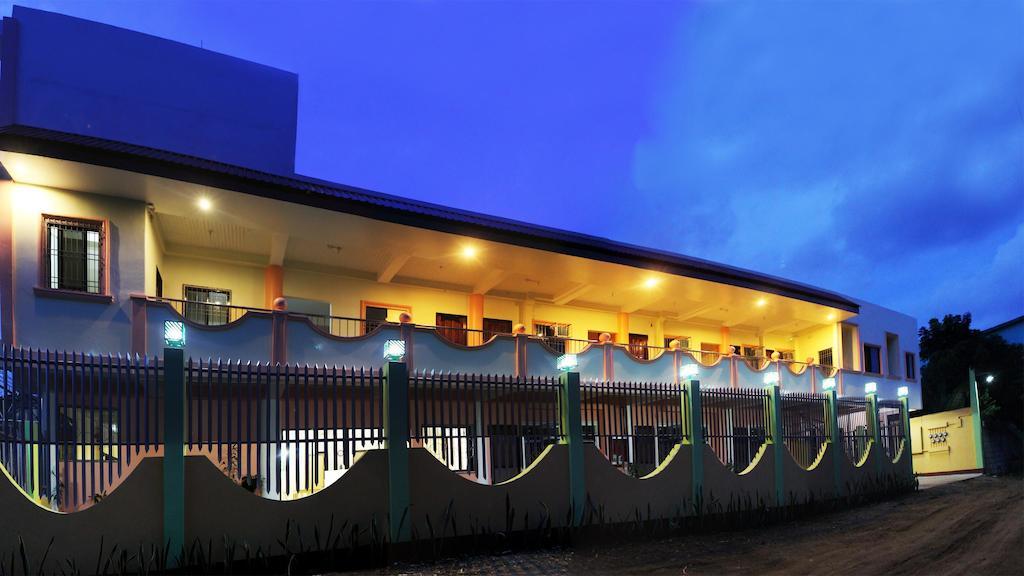 Amerson Pension Place Puerto Princesa Esterno foto