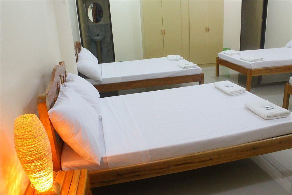 Amerson Pension Place Puerto Princesa Esterno foto