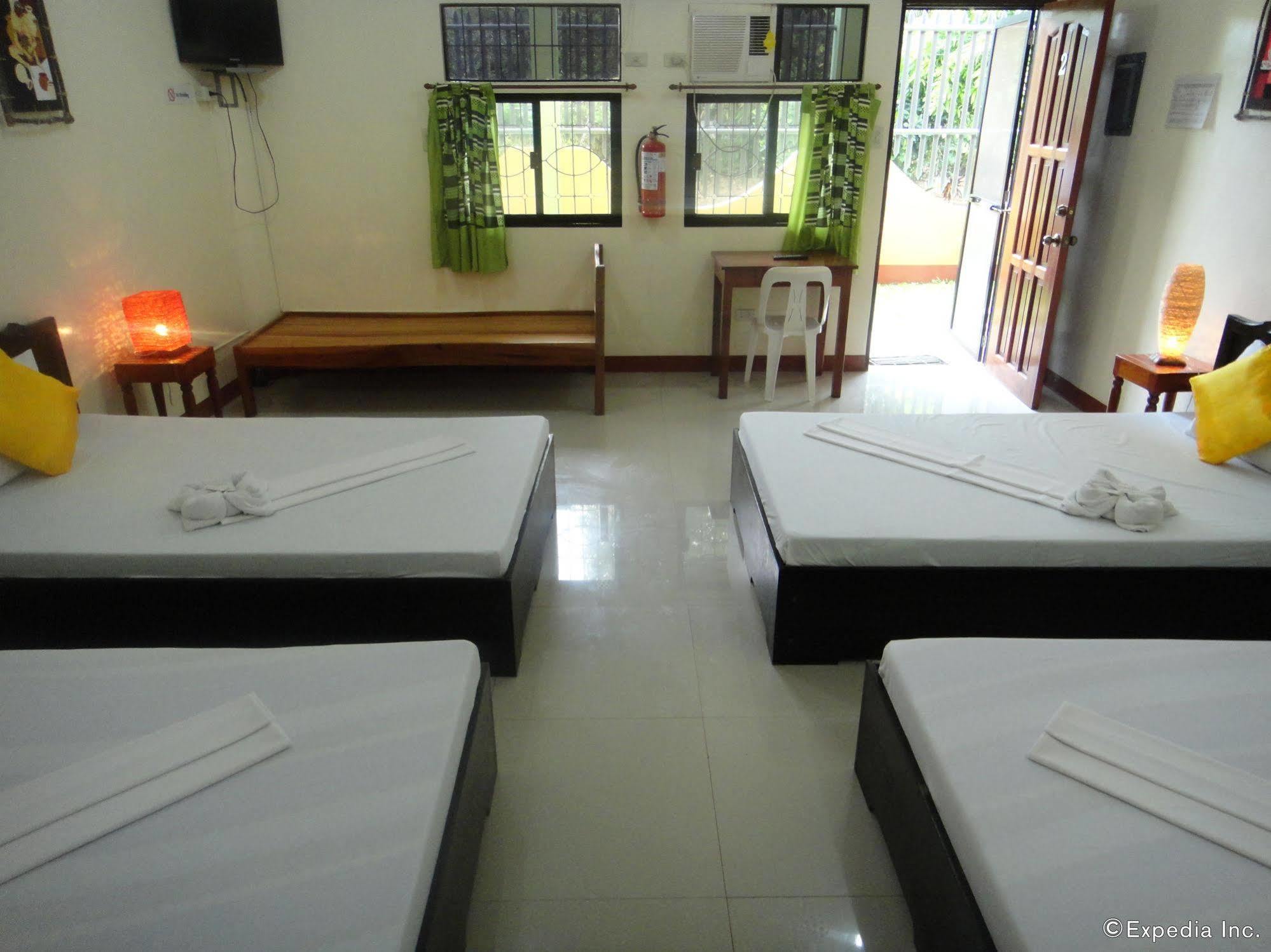 Amerson Pension Place Puerto Princesa Esterno foto